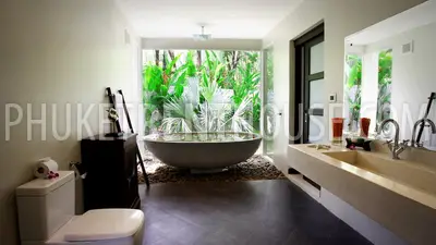 NAI16795: Villa  4BR Nai Harn. Photo #1