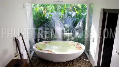 NAI16795: Villa  4BR Nai Harn. Photo #17