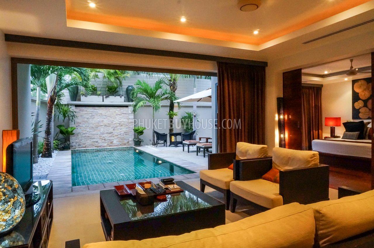 RAW2860: Charming one bedroom villa with roof top sala. Photo #14