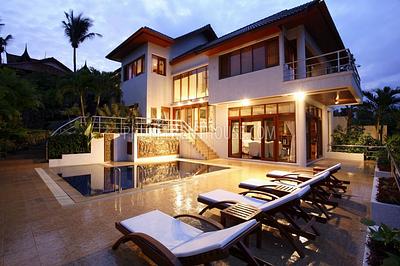 PAT16297: Luxury 5 Bedroom Sea View Villa in Patong. Photo #9