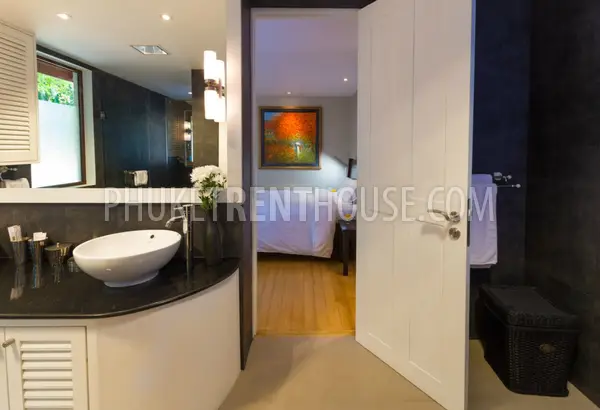 PAT16502: Patong Bay View Luxury Pool Villa, 5 Bedrooms. Photo #30