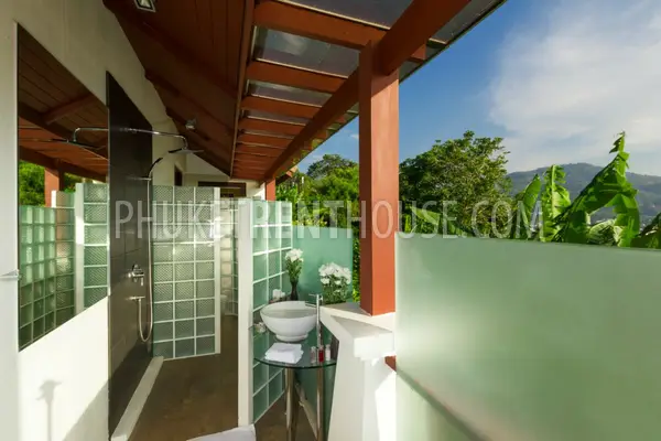 PAT16502: Patong Bay View Luxury Pool Villa, 5 Bedrooms. Photo #40