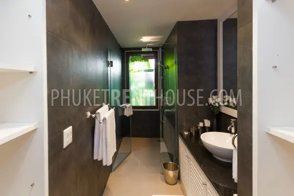 PAT16502: Patong Bay View Luxury Pool Villa, 5 Bedrooms. Photo #52