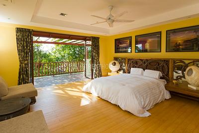 PAT16502: Patong Bay View Luxury Pool Villa, 5 Bedrooms. Photo #46