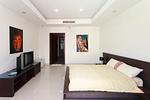 RAW16515: Luxury 4 Bedroom Villa for rent in Rawai. Thumbnail #28