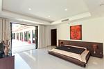 RAW16515: Luxury 4 Bedroom Villa for rent in Rawai. Thumbnail #39
