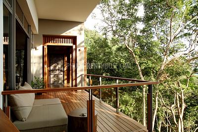 KAM16523: 6 Bedroom Luxury Holiday Villa in Kamala. Photo #3