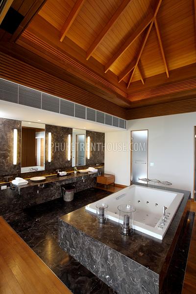 KAM16523: 6 Bedroom Luxury Holiday Villa in Kamala. Photo #6