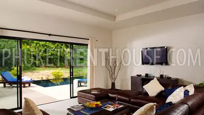 NAI17048: 4 bedrooms villa with private pool in Nai Harn for rent. Photo #15