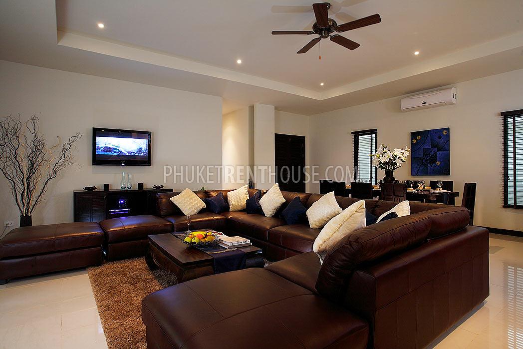 NAI17048: 4 bedrooms villa with private pool in Nai Harn for rent. Photo #16