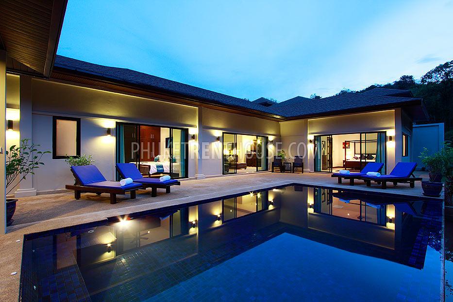 NAI17048: 4 bedrooms villa with private pool in Nai Harn for rent. Photo #10