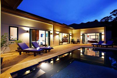 NAI17048: 4 bedrooms villa with private pool in Nai Harn for rent. Photo #19