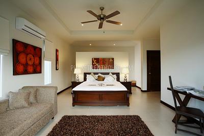 NAI17050: 7 Bedroom Villa with Private Pool near Nai Harn Beach. Photo #12