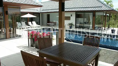 RAW17103: Cozy four bedroom villa in Rawai. Photo #30