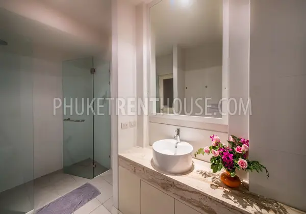BAN22998: Tropical 3-Bedroom Pool Villa For Rent Near Bang Tao Beach, Phuket. Photo #14
