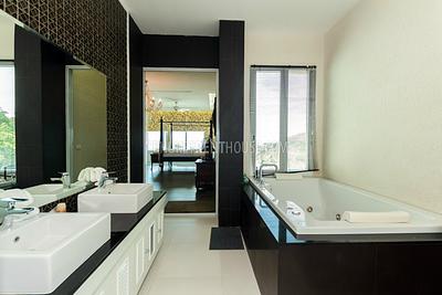 KAM17167: Luxury Three Bedroom Penthouse with private pool. Photo #30
