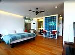 PAT17177: Amazing 5 bedroom pool villa overlooking Patong bay. Thumbnail #6