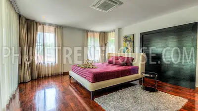 CHA17243: Five-star Five Bedroom Villa with private Pool and Sea View in Chalong. Photo #3