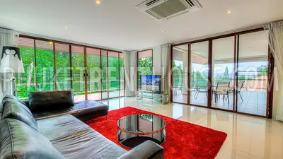 CHA17243: Five-star Five Bedroom Villa with private Pool and Sea View in Chalong. Photo #10