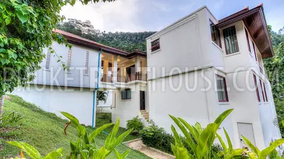 CHA17243: Five-star Five Bedroom Villa with private Pool and Sea View in Chalong. Photo #35