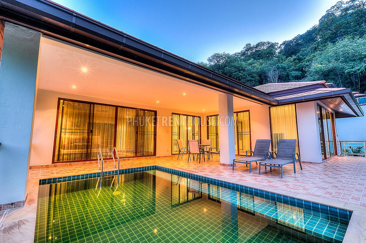 CHA17243: Five-star Five Bedroom Villa with private Pool and Sea View in Chalong. Photo #42