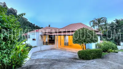 CHA17243: Five-star Five Bedroom Villa with private Pool and Sea View in Chalong. Photo #39