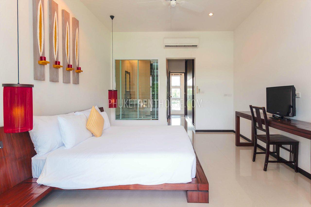 BAN17274: Three Bedroom Duplex Contemporary  Villa BangTao Beach. Photo #2
