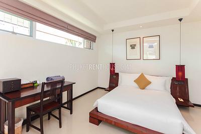BAN17274: Three Bedroom Duplex Contemporary  Villa BangTao Beach. Photo #5