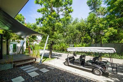 BAN17274: Three Bedroom Duplex Contemporary  Villa BangTao Beach. Photo #13