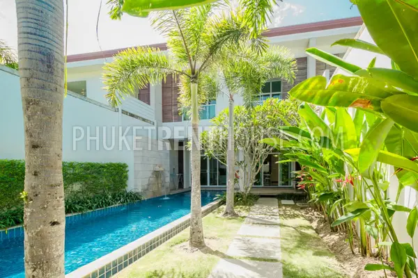 BAN17274: Three Bedroom Duplex Contemporary  Villa BangTao Beach. Photo #15