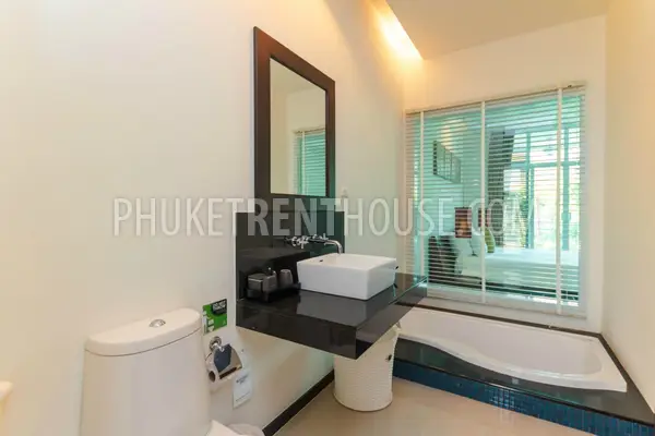 BAN17274: Three Bedroom Duplex Contemporary  Villa BangTao Beach. Photo #8