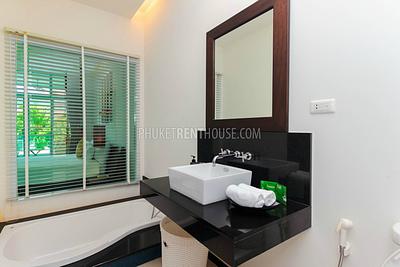 NAI17277: Two Bedroom Duplex Contemporary Villa Nai Harn Beach. Photo #4