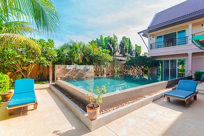 RAW17297: 4 Bedroom Pool Villa in Rawai. Photo #21