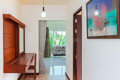 RAW17297: 4 Bedroom Pool Villa in Rawai. Photo #22