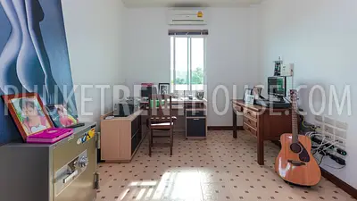 RAW17297: 4 Bedroom Pool Villa in Rawai. Photo #42
