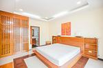 NAI16839: Nai Harn : 2 bedroom Condo, 1 km to the beach.. Thumbnail #2