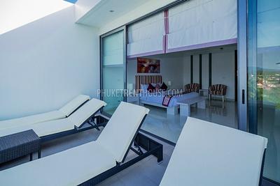 SUR16899: 3 Bedroom Seaview Penthouse Surin Beach 271m2. Photo #24