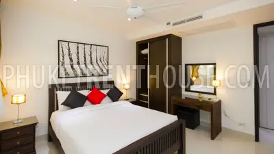 SUR16901: 2 Bedroom Seaview Executive Apartment. Photo #16