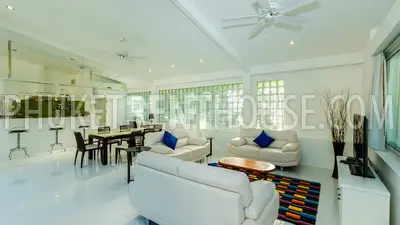 EAS16903: 3 Bedrooms Villa  with Pool. Photo #11