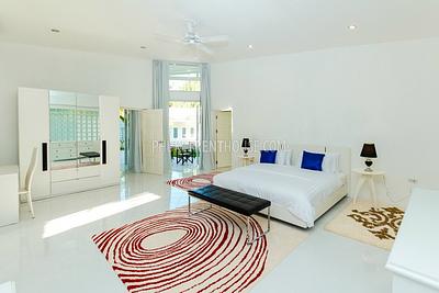 EAS16903: 3 Bedrooms Villa  with Pool. Photo #7