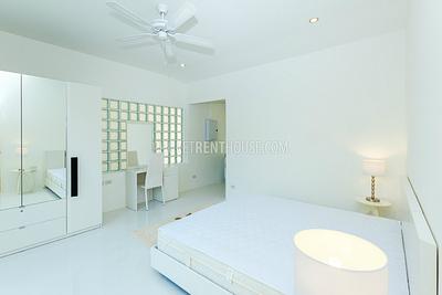 EAS16903: 3 Bedrooms Villa  with Pool. Photo #19
