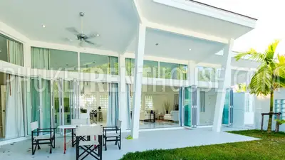 EAS16903: 3 Bedrooms Villa  with Pool. Photo #28