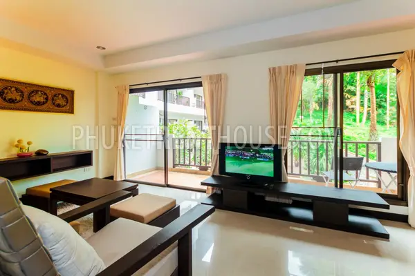 SUR16914: 2 Bedrooms Apartment just Walking Distance to Surin beach. 照片 #5