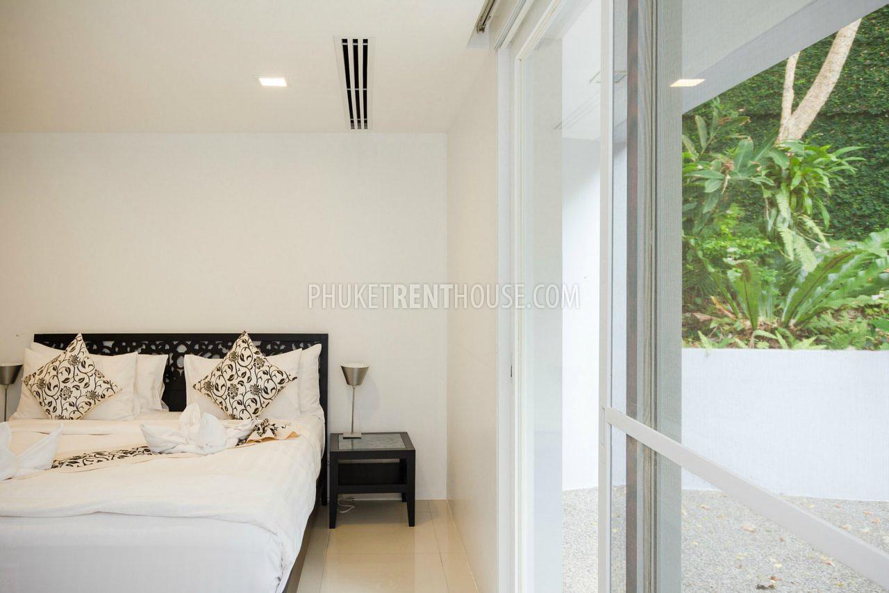 PAT16958: 4 Bedrooms Pool Villa overlooking Patong bay. Photo #5