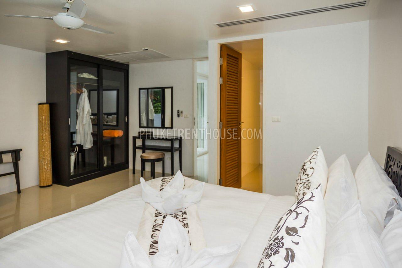 PAT16958: 4 Bedrooms Pool Villa overlooking Patong bay. Photo #6