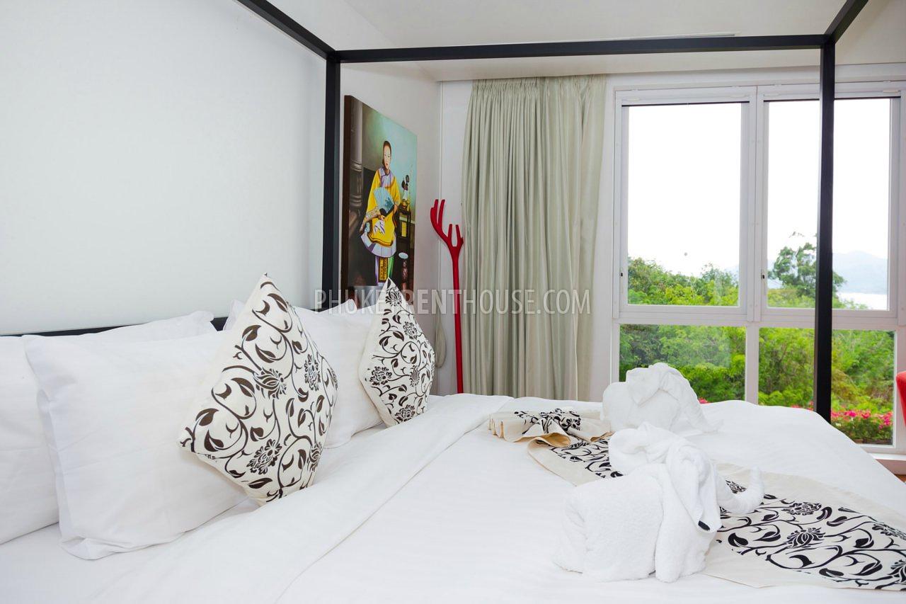 PAT16958: 4 Bedrooms Pool Villa overlooking Patong bay. Photo #17