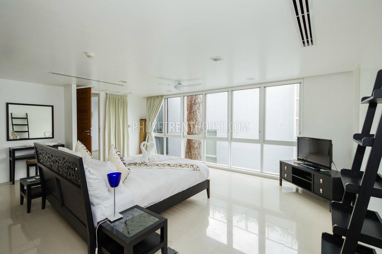 PAT16958: 4 Bedrooms Pool Villa overlooking Patong bay. Photo #49