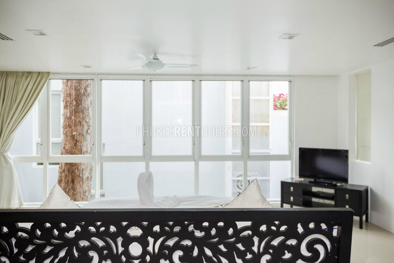 PAT16958: 4 Bedrooms Pool Villa overlooking Patong bay. Photo #50