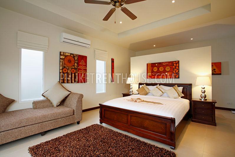 NAI16966: 7 Bedrooms Villa with Private Pool near the Nai Harn beach. Photo #18