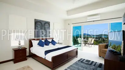 RAW17024: Large and Spacious 9 bedrooms villa with Amazing Pool in Rawai. Photo #2